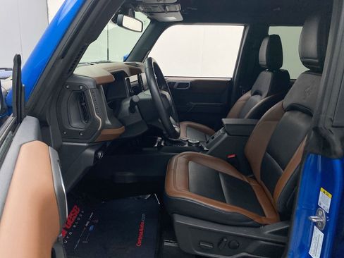 Used 2024 Ford Bronco Outer Banks AWD/4WD image 14