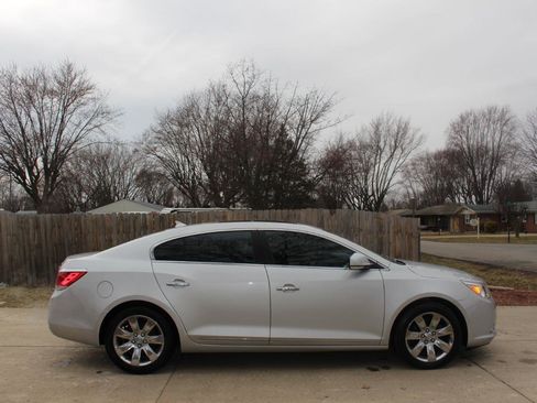Used 2011 Buick LaCrosse CXS w/ Driver Confidence Package image 11