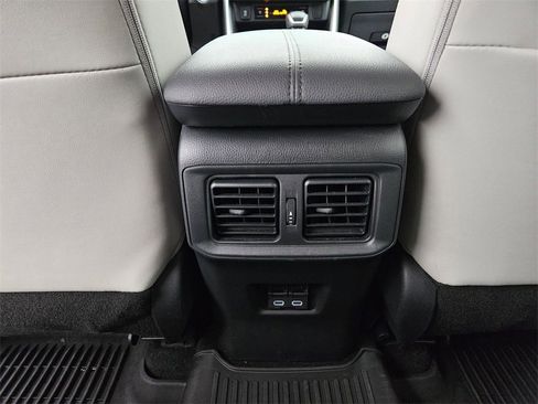 Used 2023 Toyota RAV4 Limited image 22