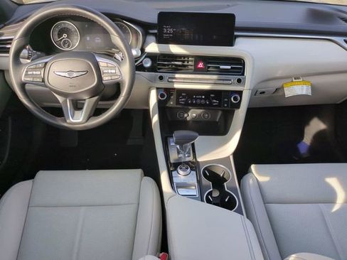Certified 2025 Genesis G70 2.5T AWD/4WD image 13