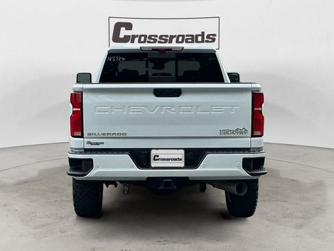 Used 2026 Chevrolet Silverado 3500 High Country w/ High Country Premium Package AWD/4WD image 4