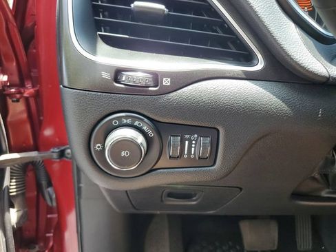 Used 2022 Jeep Cherokee Trailhawk w/ Sun, Sound & Nav Group AWD/4WD image 30
