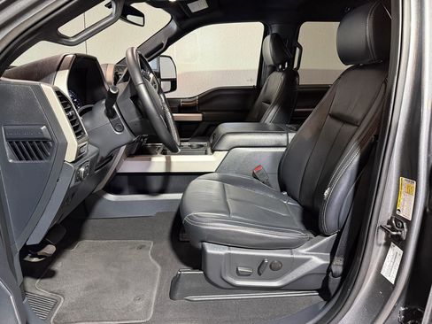 Used 2022 Ford F350 Lariat w/ Lariat Ultimate Package AWD/4WD image 9