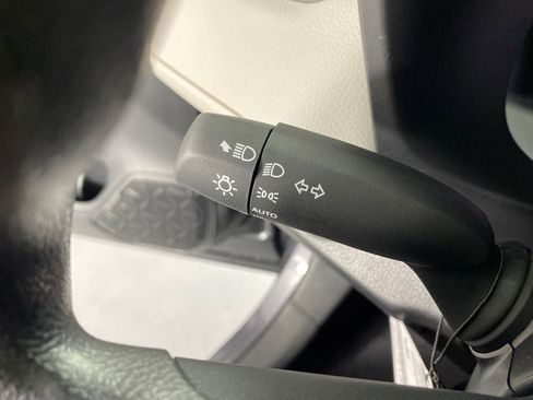 New 2025 Toyota RAV4 XLE w/ Convenience Package image 18