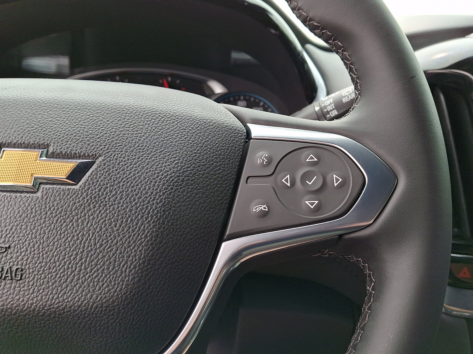 Certified 2023 Chevrolet Traverse LT AWD/4WD image 23