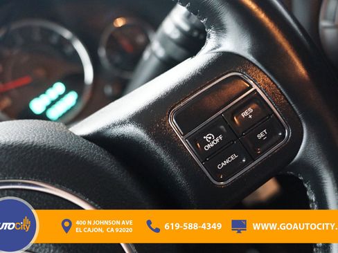 Used 2018 Jeep Wrangler Unlimited Sport S image 19