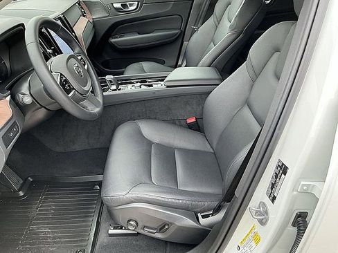 Certified 2023 Volvo XC60 T8 Plus w/ Protection Package Premier image 15