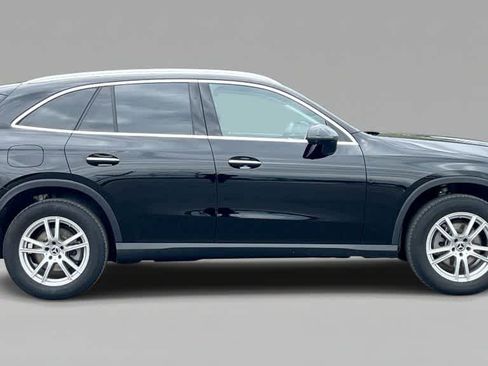 Used 2023 Mercedes-Benz GLC 300 4MATIC image 6