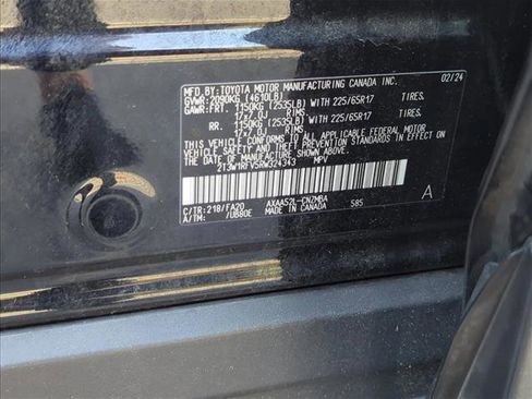 Used 2024 Toyota RAV4 XLE image 30