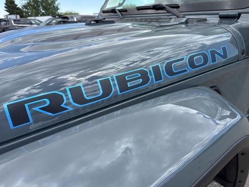 Used 2025 Jeep Wrangler Unlimited Rubicon 4xe AWD/4WD image 12