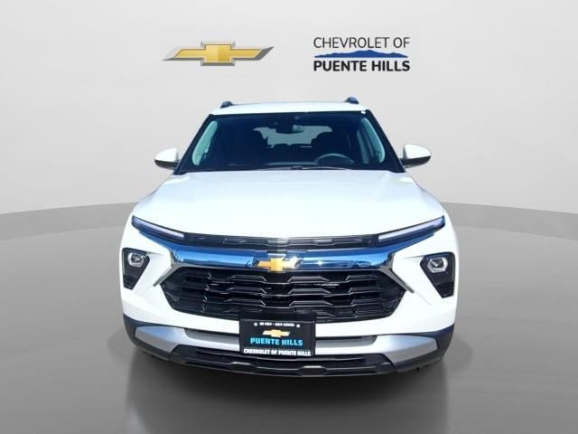 New 2026 Chevrolet TrailBlazer LT FWD image 2