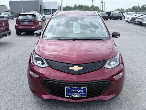 Used 2020 Chevrolet Bolt Premier w/ Infotainment Package FWD image 2