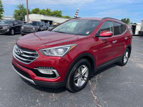 Used 2017 Hyundai Santa Fe Sport FWD image 2