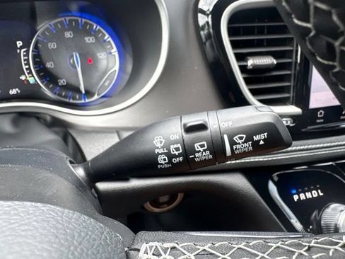 New 2027 Chrysler Pacifica Select AWD/4WD image 34