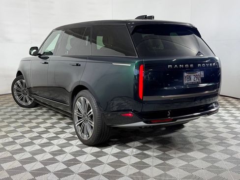 Used 2025 Land Rover Range Rover Long Wheelbase Autobiography AWD/4WD image 4