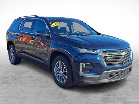 Used 2023 Chevrolet Traverse LT image 7