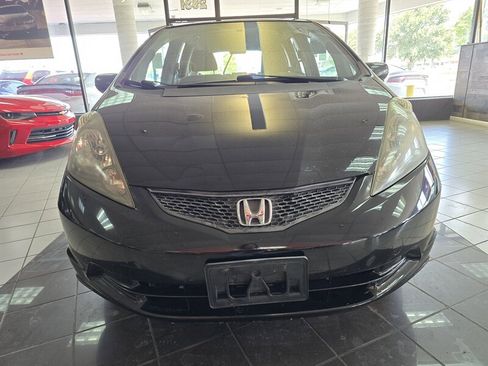 Used 2010 Honda Fit image 2