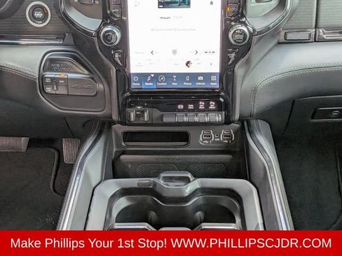 Used 2022 RAM 2500 Limited AWD/4WD image 18