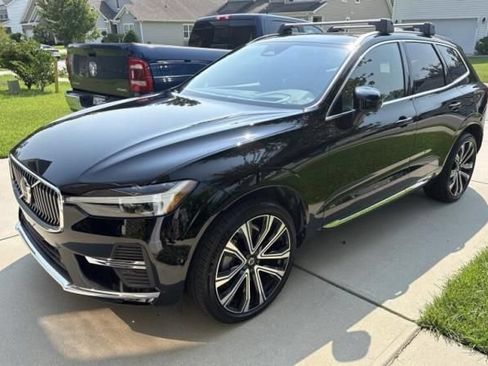 Used 2023 Volvo XC60 B6 Ultimate w/ Protection Package Premier AWD/4WD image 2