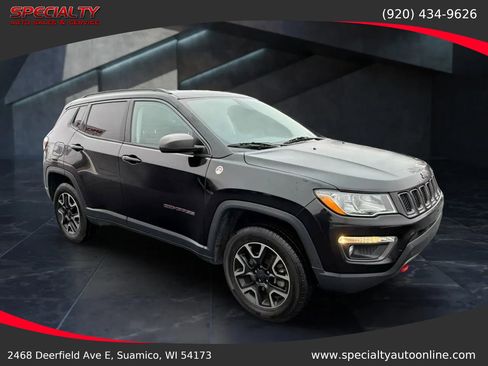 Used 2019 Jeep Compass Trailhawk w/ Cold Weather Group image 6