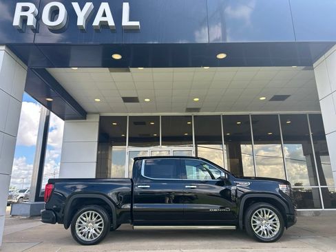 Used 2026 GMC Sierra 1500 Denali w/ Technology Package AWD/4WD image 1