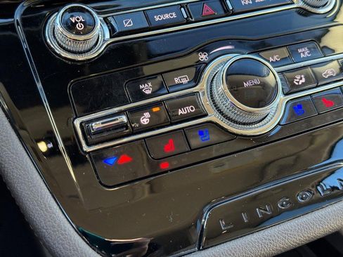 Used 2021 Lincoln Corsair FWD w/ Equipment Group 101A image 22