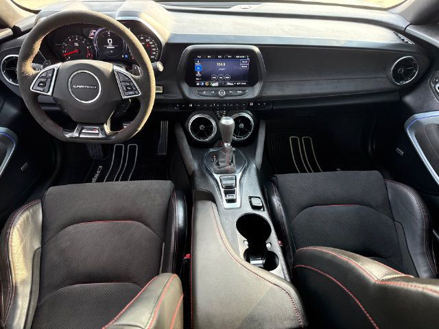 Used 2022 Chevrolet Camaro ZL1 RWD image 11
