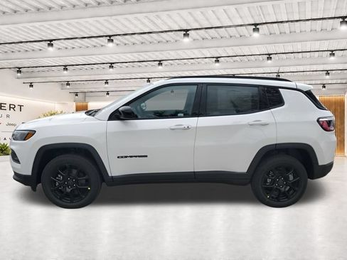 New 2026 Jeep Compass Latitude AWD/4WD image 6