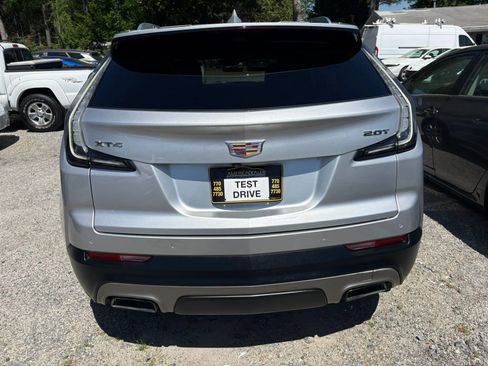 Used 2019 Cadillac XT4 Premium Luxury w/ Enhanced Visibility Package image 5