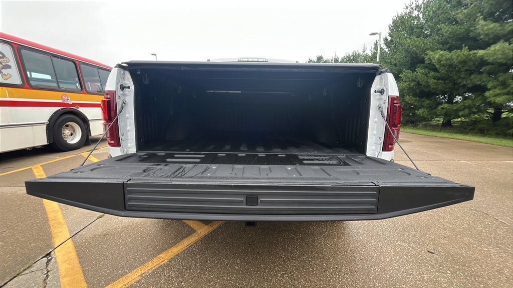 Used 2018 Ford F150 Raptor w/ Equipment Group 802A Luxury AWD/4WD image 17