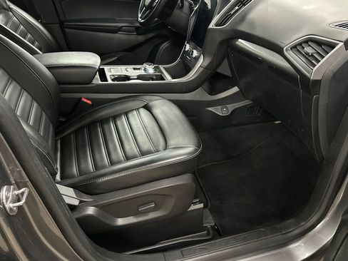 Used 2023 Ford Edge SEL image 43