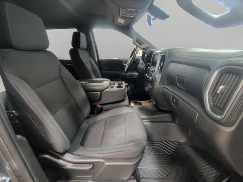Used 2021 Chevrolet Silverado 1500 RST image 15