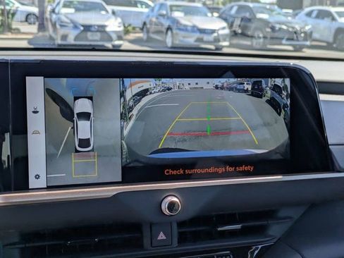 Used 2025 Toyota Crown Limited w/ Advanced Technology Package image 22