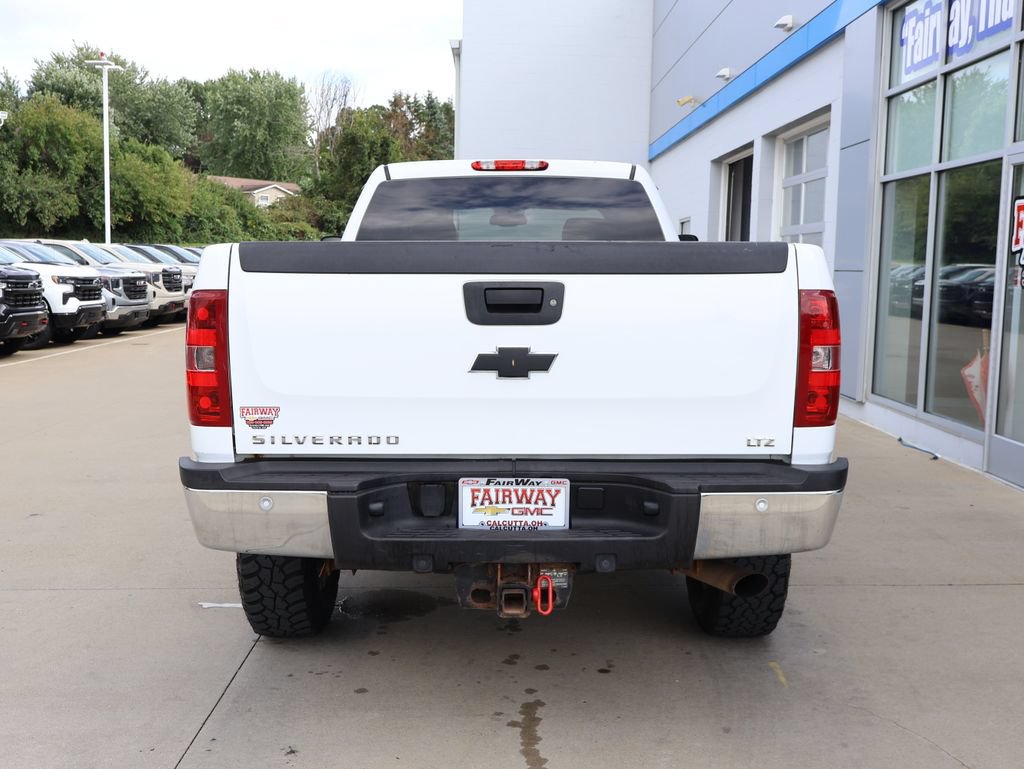 Certified 2014 Chevrolet Silverado 2500 LTZ w/ LTZ Plus Package AWD/4WD image 9