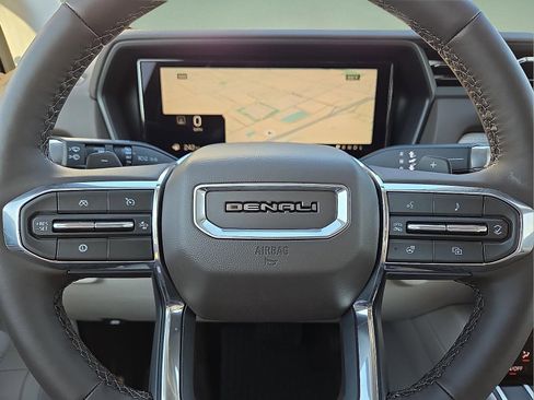 New 2026 GMC Terrain Denali w/ LPO, Floor Liner Package image 24