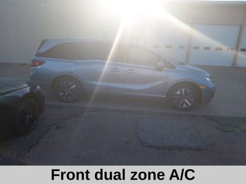 New 2026 Honda Odyssey EX-L image 3