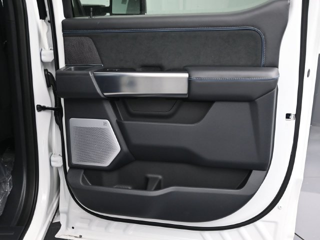 Certified 2025 Ford F250 Platinum AWD/4WD image 12