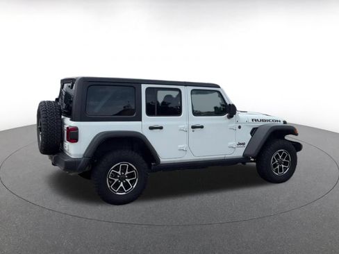 Used 2025 Jeep Wrangler Unlimited Rubicon AWD/4WD image 12
