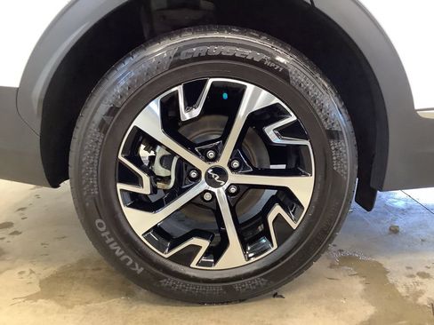 Certified 2024 Kia Sportage EX AWD/4WD image 20