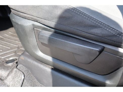 Used 2019 RAM 2500 Big Horn AWD/4WD image 41