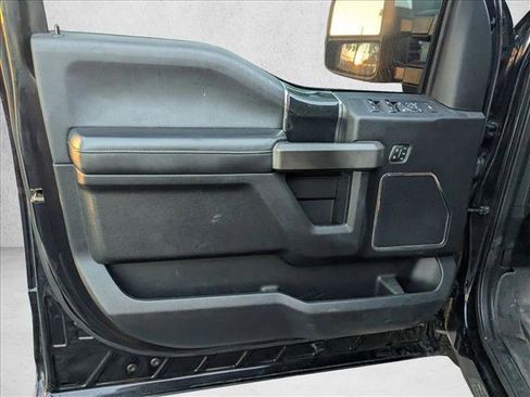 Used 2020 Ford F350 Platinum image 13