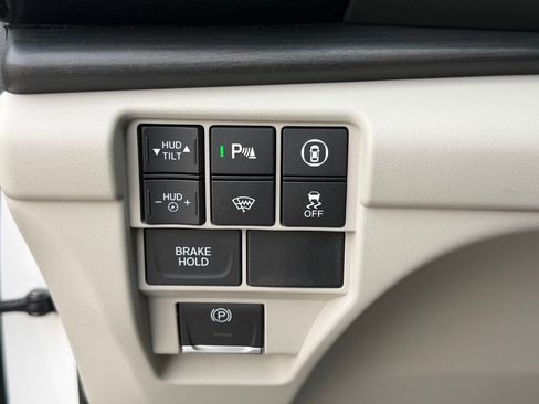 Certified 2025 Acura RDX SH-AWD w/ Advance Package image 28