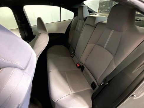 Used 2022 Toyota Corolla SE FWD image 30