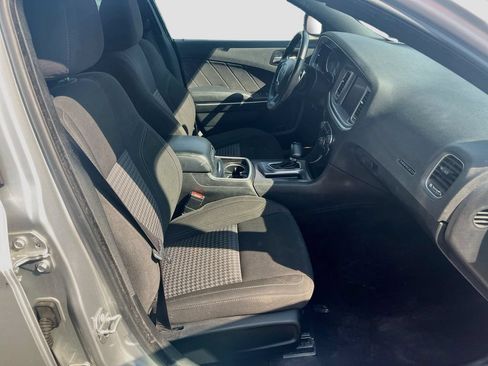 Used 2022 Dodge Charger SXT w/ Driver Convenience Group AWD/4WD image 26