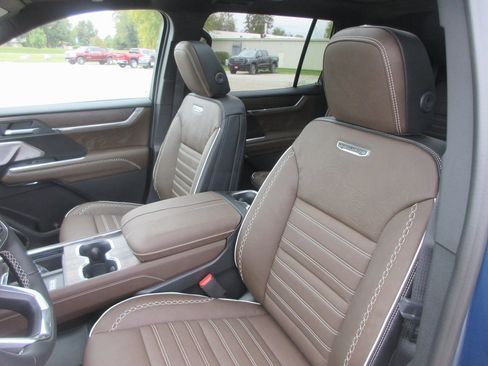 New 2026 GMC Acadia Denali Ultimate image 13