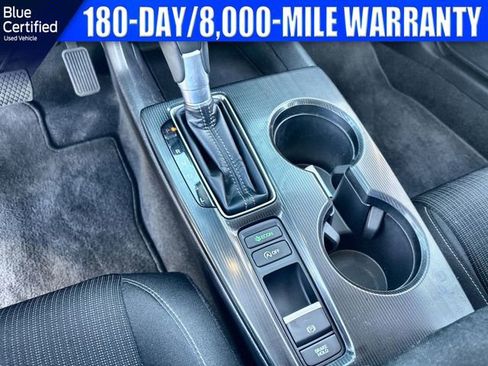 Used 2024 Honda Civic EX image 28