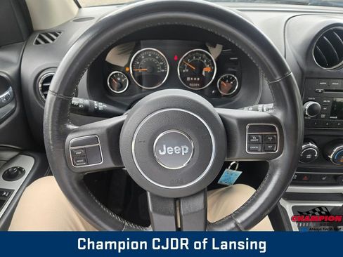Used 2014 Jeep Compass Latitude AWD/4WD image 19