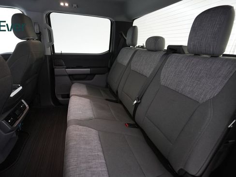 Used 2023 Ford F150 Lightning XLT AWD/4WD image 18
