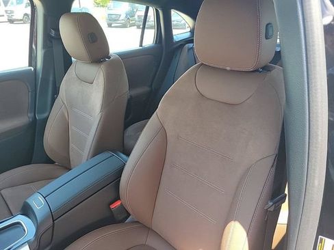 Certified 2025 Mercedes-Benz GLA 35 AMG 4MATIC image 27