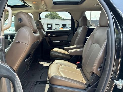 Used 2017 GMC Acadia Limited SLT AWD/4WD image 18